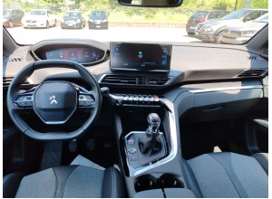PEUGEOT 5008 ALLURE 7 POSTI 1200 T 130 CV CAMBIO MANUALE !!